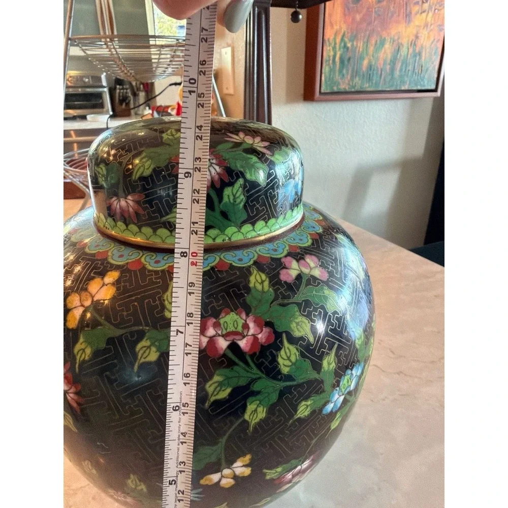 Vintage Chinese Cloisonne Black‎ Enamel Ginger Jar with Floral Design 10